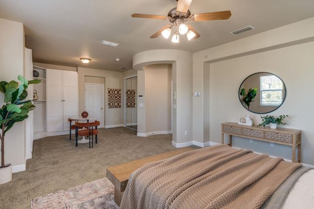 5617 Mariolyn Ct, Elk Grove, CA 95757