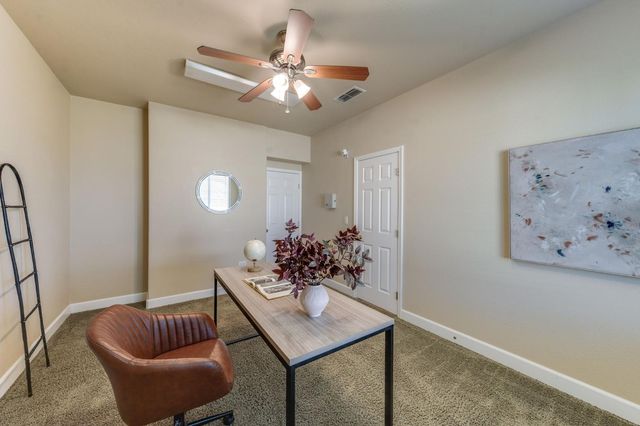 5617 Mariolyn Ct, Elk Grove, CA 95757