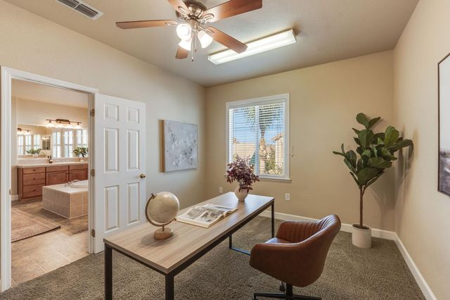 5617 Mariolyn Ct, Elk Grove, CA 95757