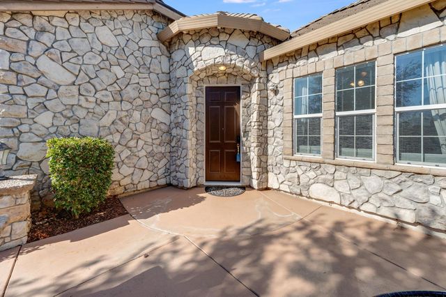 5617 Mariolyn Ct, Elk Grove, CA 95757