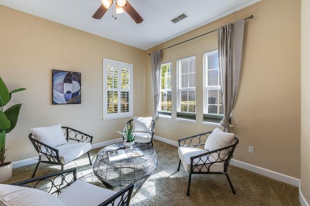 5617 Mariolyn Ct, Elk Grove, CA 95757