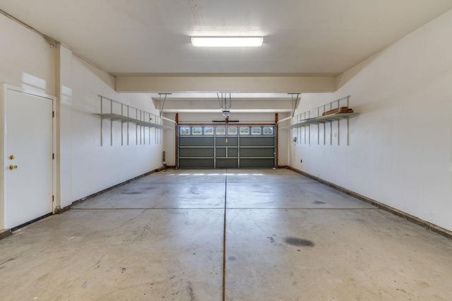 5617 Mariolyn Ct, Elk Grove, CA 95757
