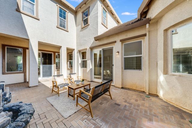 5617 Mariolyn Ct, Elk Grove, CA 95757
