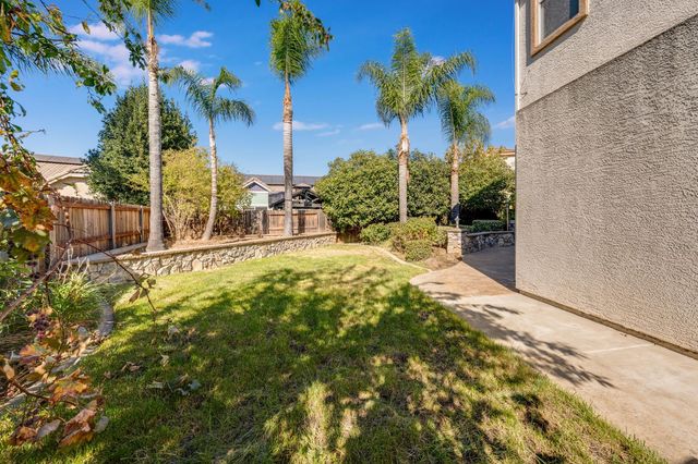 5617 Mariolyn Ct, Elk Grove, CA 95757