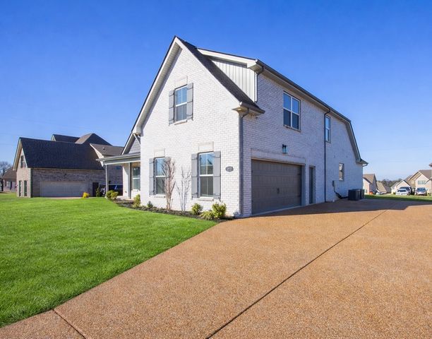 1222 Emmie Reece Dr, Smyrna, TN 37167