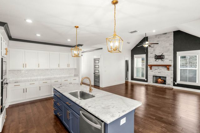 1222 Emmie Reece Dr, Smyrna, TN 37167