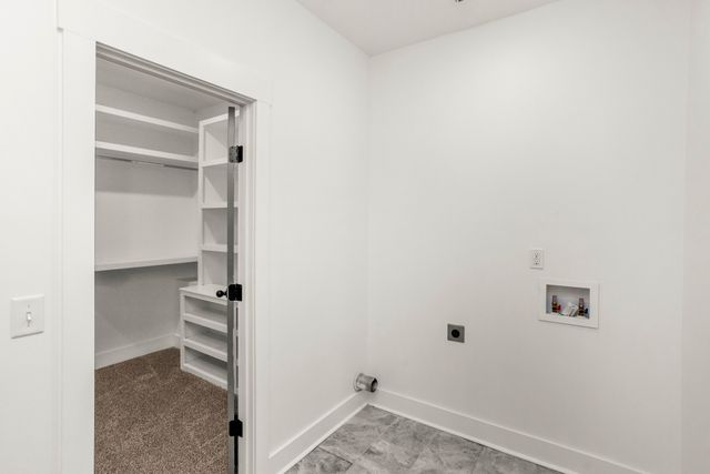 1222 Emmie Reece Dr, Smyrna, TN 37167