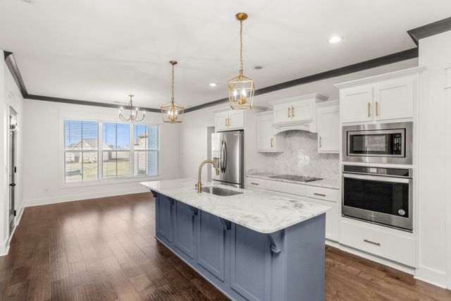 1222 Emmie Reece Dr, Smyrna, TN 37167