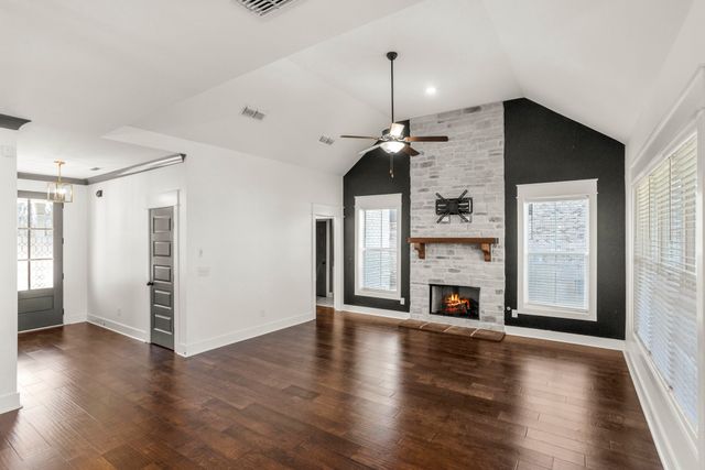 1222 Emmie Reece Dr, Smyrna, TN 37167