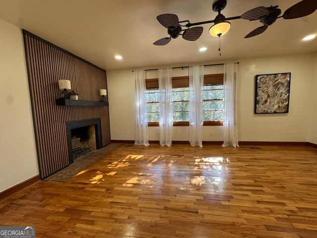 410 Sunset Circle, Forsyth, GA 31029