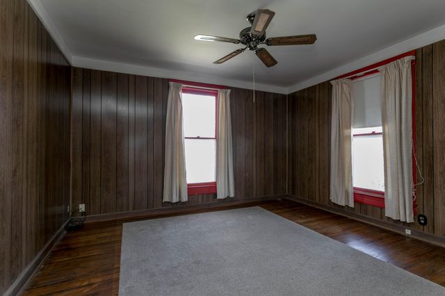 447 S COLLIER ST, Centralia, MO 65240