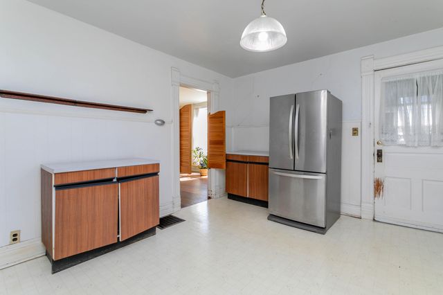 447 S COLLIER ST, Centralia, MO 65240