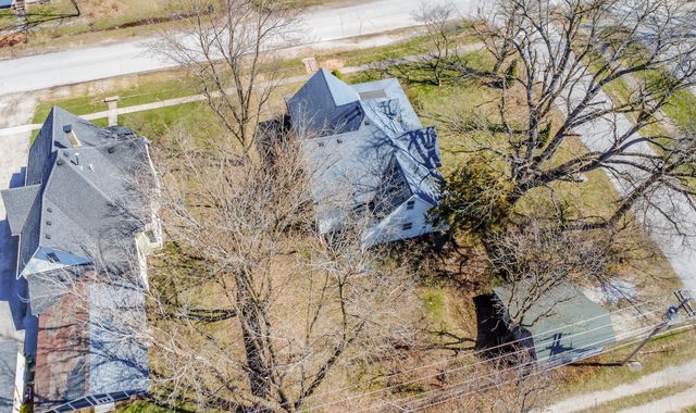 447 S COLLIER ST, Centralia, MO 65240