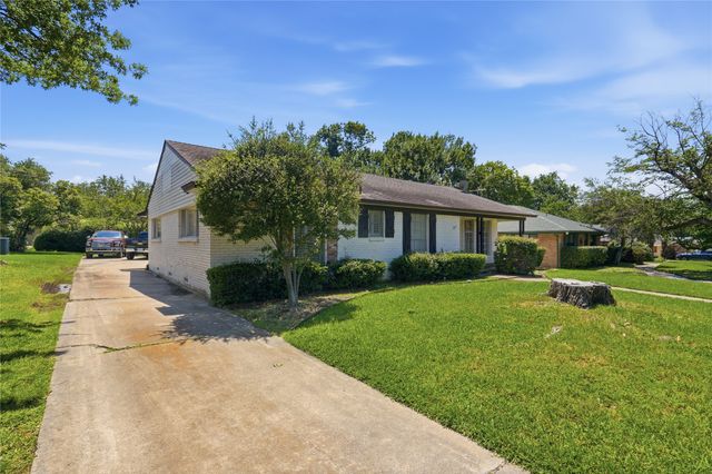 3630 Townsend Drive, Dallas, TX 75229