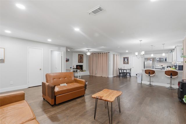 3630 Townsend Drive, Dallas, TX 75229