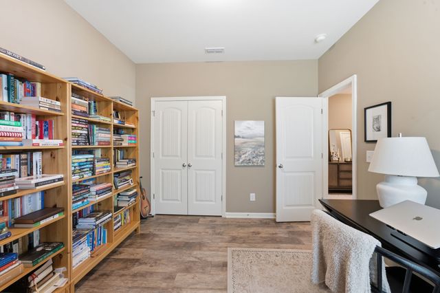 217 Hourless Dr, Smyrna, TN 37167