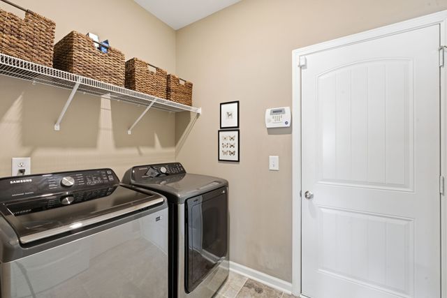 217 Hourless Dr, Smyrna, TN 37167