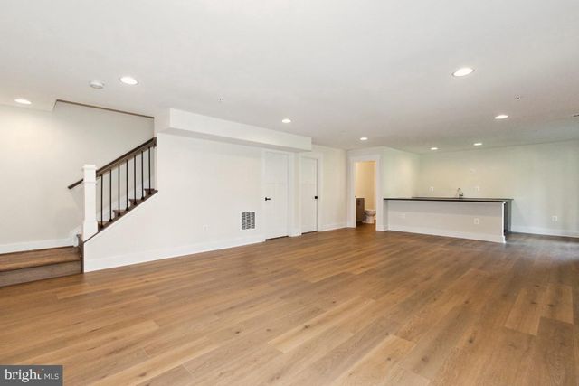 19507 FISHER AVE, Poolesville, MD 20837