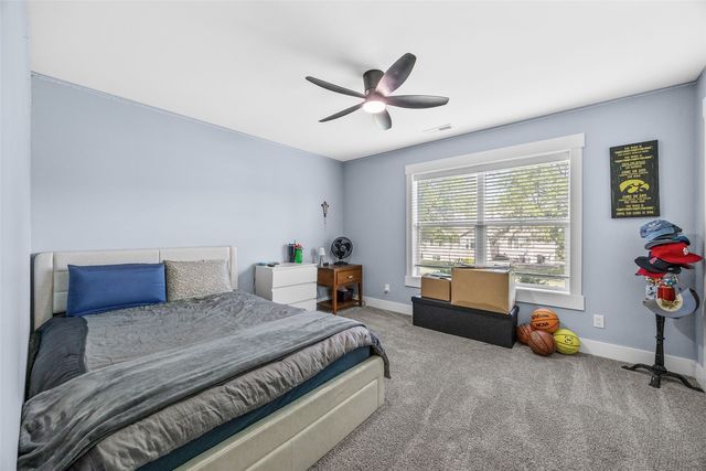6310 River Parkway NE, Cedar Rapids, IA 52411