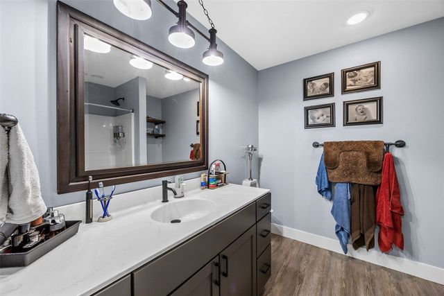 6310 River Parkway NE, Cedar Rapids, IA 52411