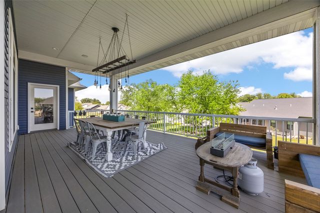 6310 River Parkway NE, Cedar Rapids, IA 52411
