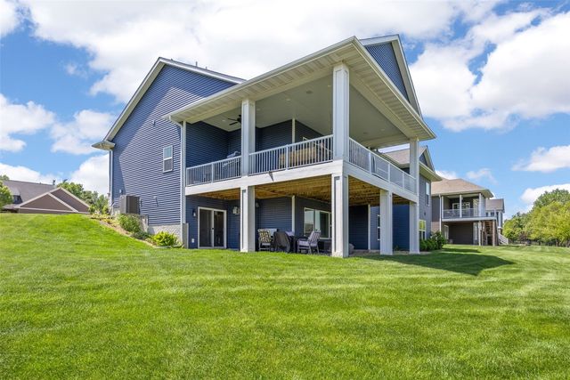 6310 River Parkway NE, Cedar Rapids, IA 52411