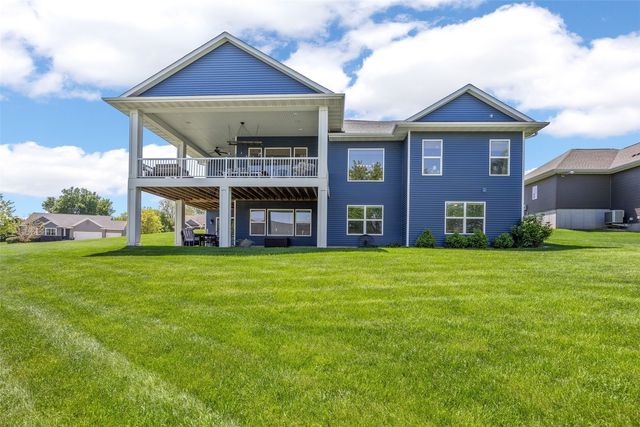 6310 River Parkway NE, Cedar Rapids, IA 52411