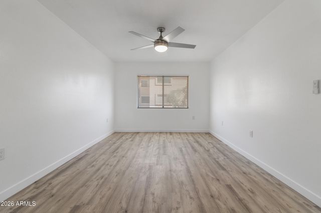 3033 E DEVONSHIRE Avenue 2033, Phoenix, AZ 85016