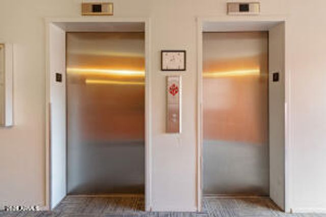 3033 E DEVONSHIRE Avenue 2033, Phoenix, AZ 85016