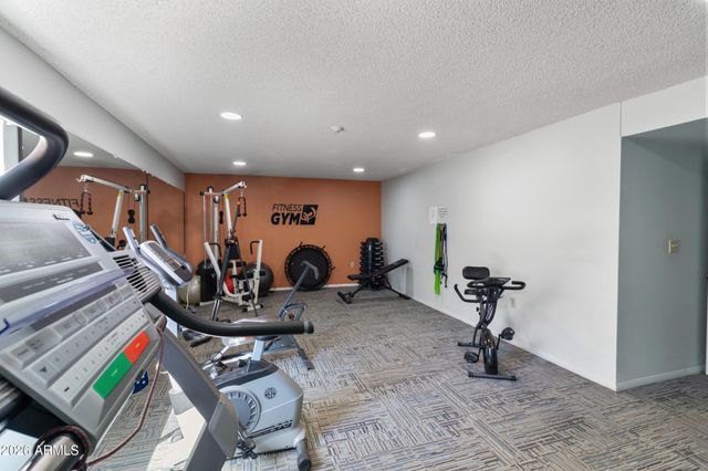 3033 E DEVONSHIRE Avenue 2033, Phoenix, AZ 85016