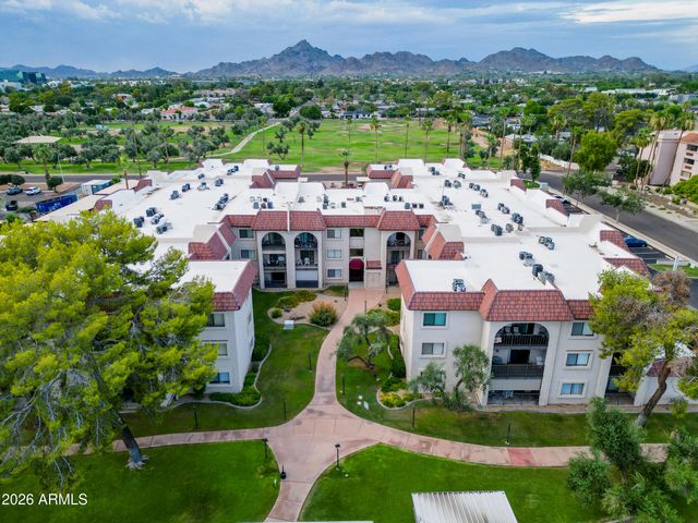 3033 E DEVONSHIRE Avenue 2033, Phoenix, AZ 85016