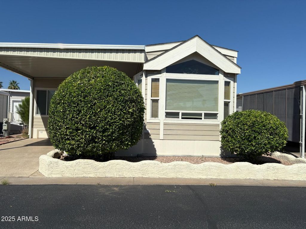 111 S GREENFIELD Road 166, Mesa, AZ 85206 — exterior