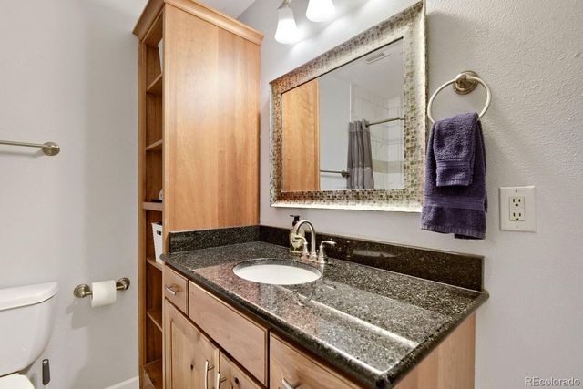 2330 E Fremont Avenue J, Centennial, CO 80122
