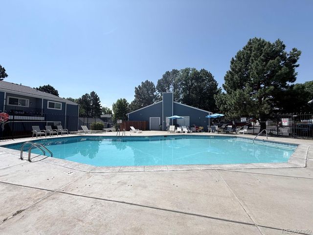 2330 E Fremont Avenue J, Centennial, CO 80122