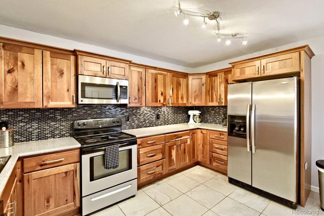 2330 E Fremont Avenue J, Centennial, CO 80122