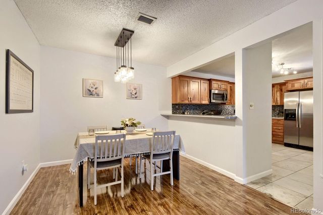 2330 E Fremont Avenue J, Centennial, CO 80122