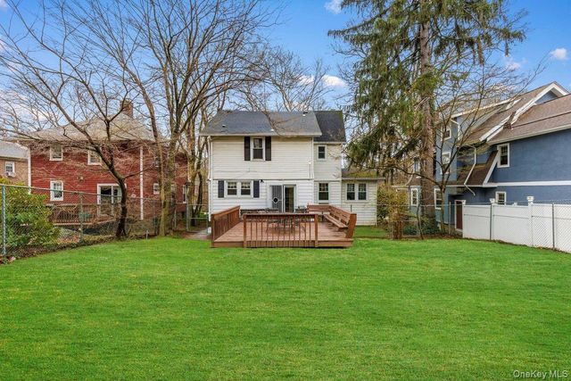 306 Hutchinson Boulevard, Mount Vernon, NY 10552