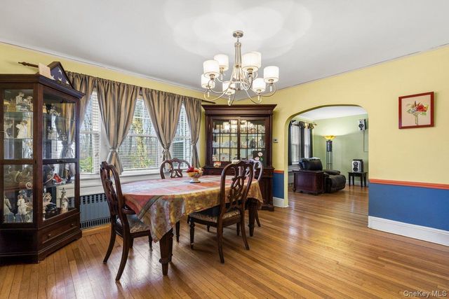306 Hutchinson Boulevard, Mount Vernon, NY 10552