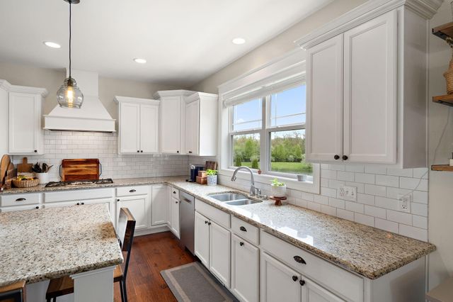 1684 Kleven Lane, Crown Point, IN 46307