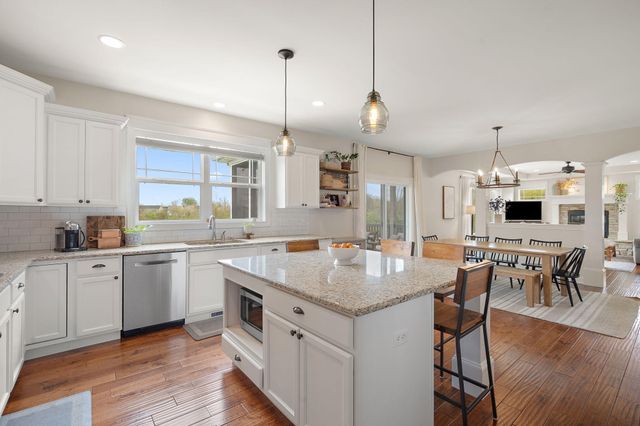 1684 Kleven Lane, Crown Point, IN 46307