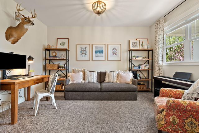 1684 Kleven Lane, Crown Point, IN 46307