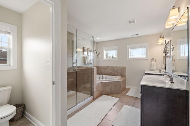 1684 Kleven Lane, Crown Point, IN 46307
