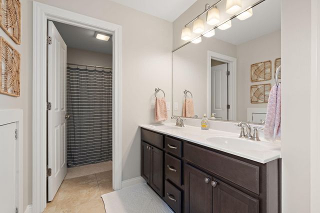 1684 Kleven Lane, Crown Point, IN 46307