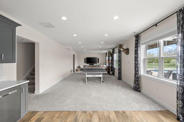 1684 Kleven Lane, Crown Point, IN 46307