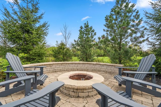 1684 Kleven Lane, Crown Point, IN 46307