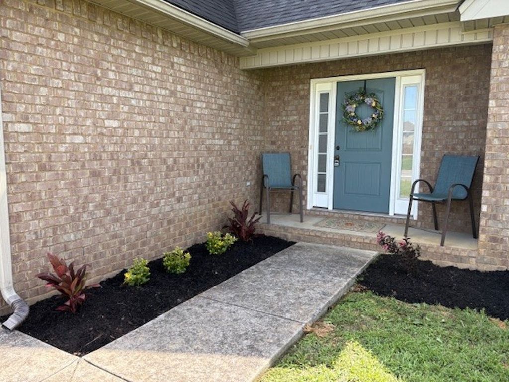 2435 Auldridge Dr, Christiana, TN 37037