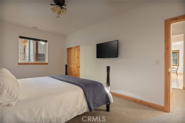 27539 W Shore, Lake Arrowhead, CA 92352