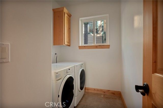 27539 W Shore, Lake Arrowhead, CA 92352