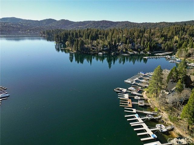 27539 W Shore, Lake Arrowhead, CA 92352