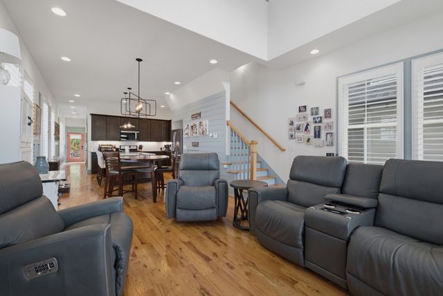 934B Spain Ave, Nashville, TN 37216